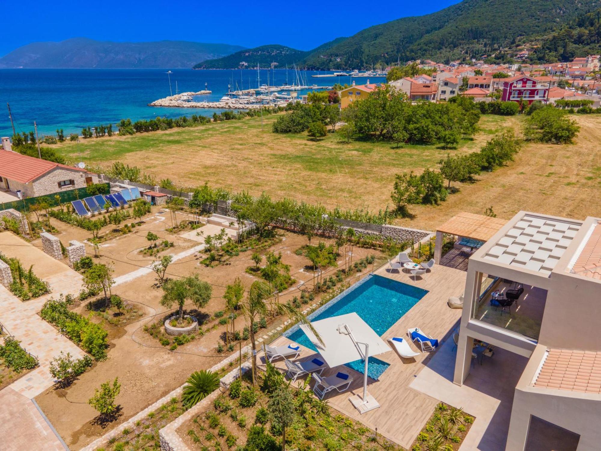 Claire Villa Самі Екстер'єр фото